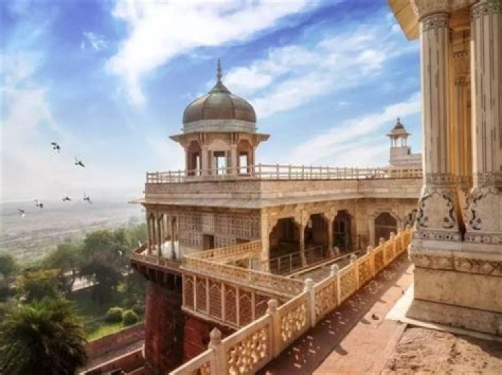 A Journey Into History And Grandeur