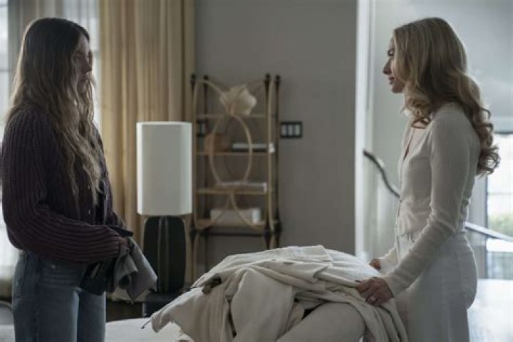 Amanda And Nina's Journey In Hollywood