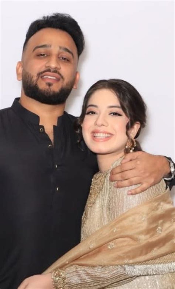 Arisha Razi's Husband And Their Marital Bliss