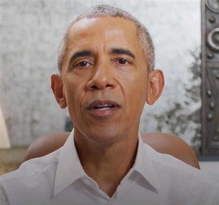 Barack Obama Perfectly Recites Eminem&rsquo;s &lsquo;Lose Yourself&rsquo; In New Video