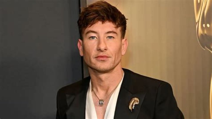 Barry Keoghan on Instagram &ldquo;🙏🏻🙏🏻🐺soon..&rdquo; Barry keoghan, Marvel