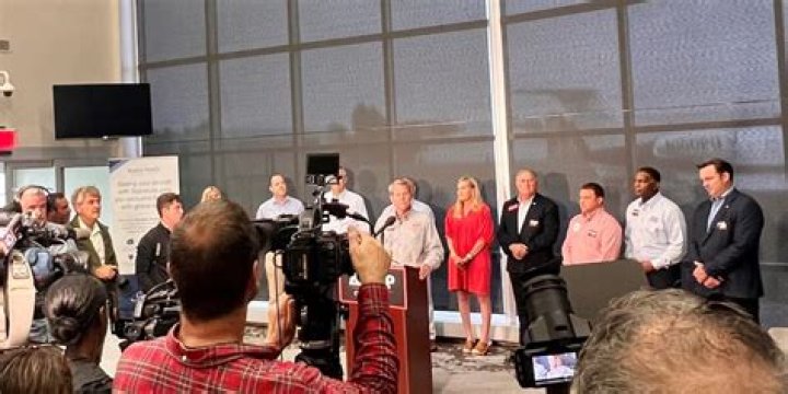 Brian Kemp brings statewide tour to Albany Local News