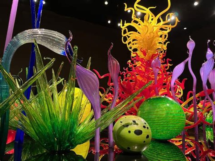 Chihuly's Glass Art In Nike's Shoes