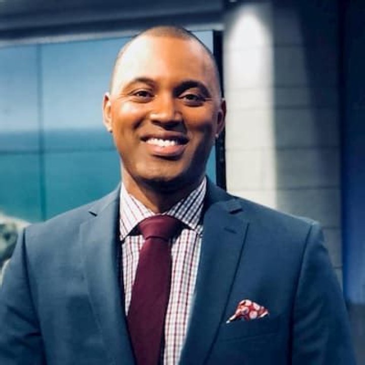 Demetrius Ivory's Journey From Court To Canvas
