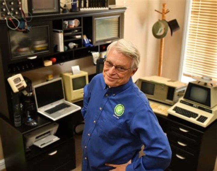 Discover The Genius Behind Software Excellence: Robert "Uncle Bob" Giuffre