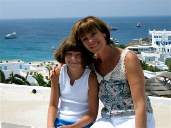 Discover The Untold Story Of Roz Varon's Daughter