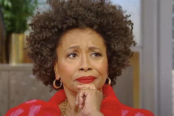 Discovering The Truth Behind "Jenifer Lewis's Child"