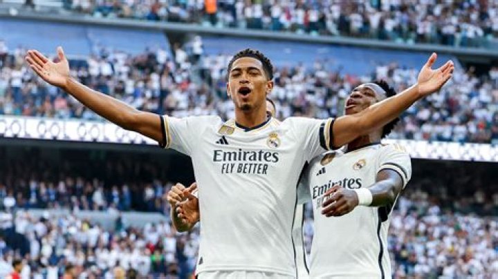 Dupla do Real Madrid, Bellingham &eacute; o Golden Boy do ano e Golden Girl