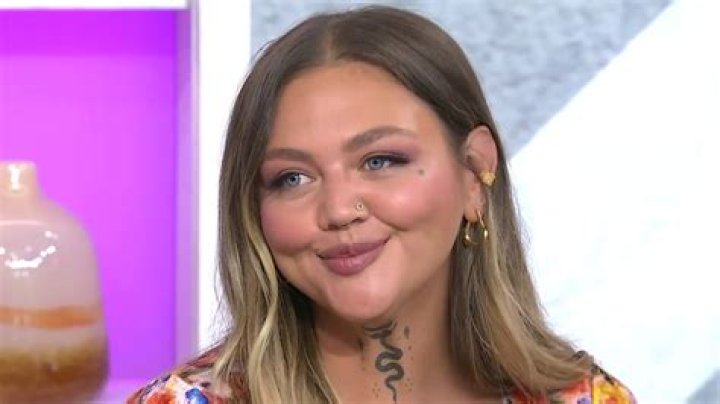 Elle King Says Yes to Her Dress Say Yes to the Dress TLC