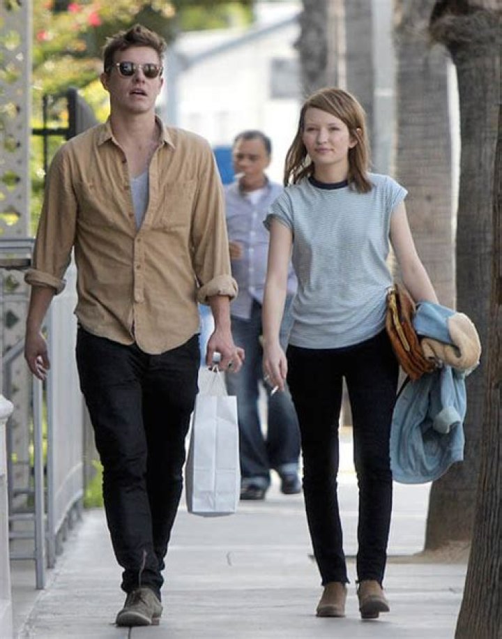 Emily Browning And Xavier Samuel's Captivating Journey