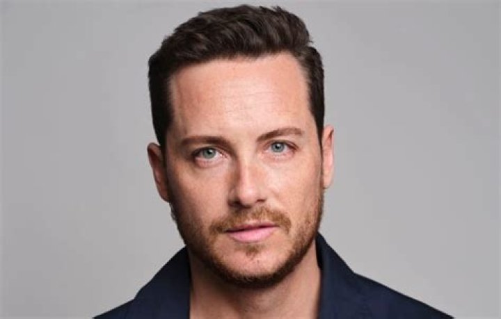 Exploring Jesse Lee Soffer's Height And Weight