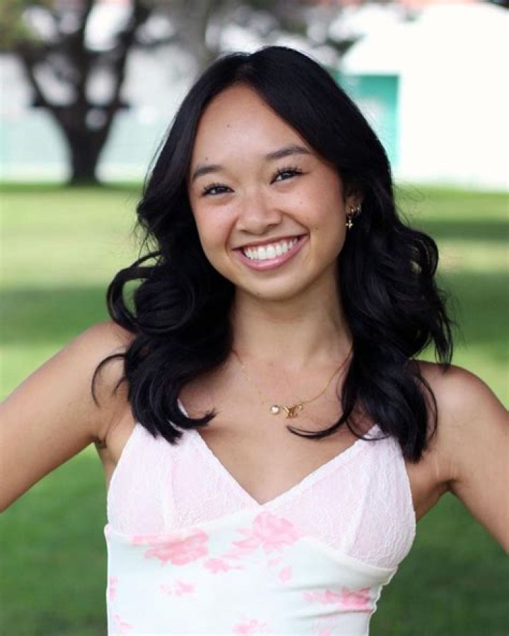 Exploring Nicole Laeno's Financial Success