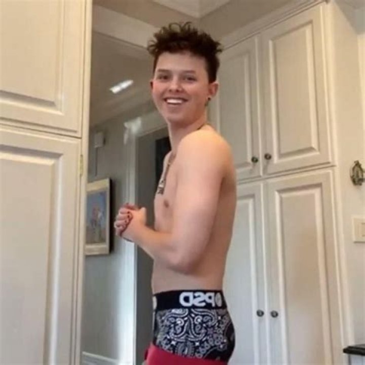 Exploring The Controversial "Jacob Sartorius Nudes"