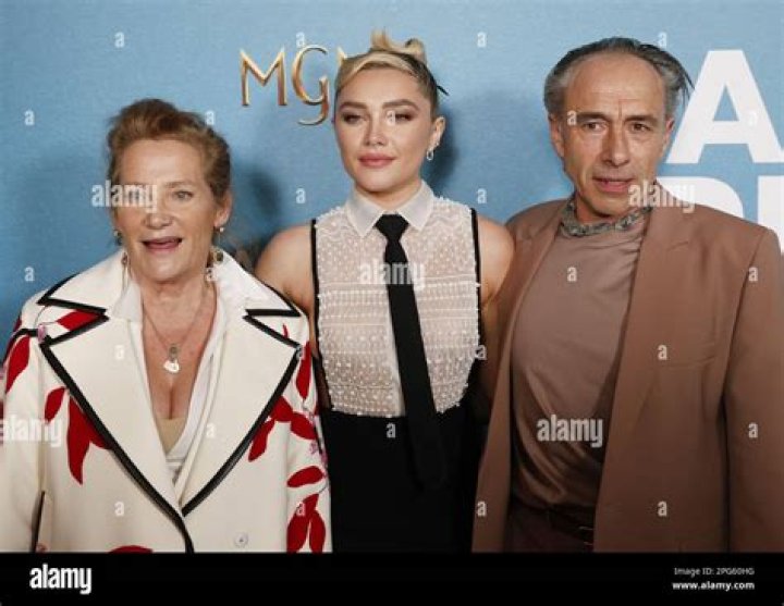 Florence Pugh Brings Parents & Grandmother To &lsquo;A Good Person&rsquo; Event