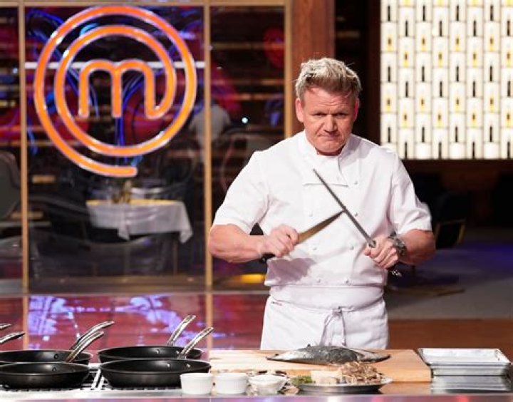 Gordon Ramsay's Son Oscar, 8 Months, Learns How to Walk