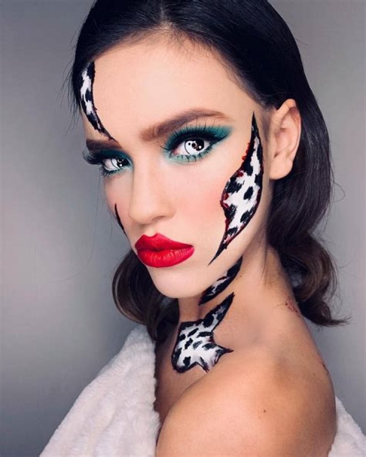 Halloween Makeup 101 How to Nail Cry Makeup That Is Still Pretty via