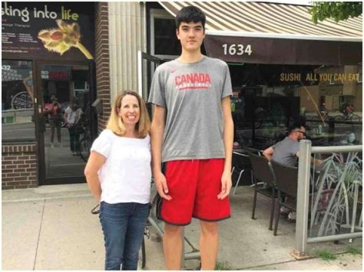 Height Secrets Of Zach Edey's Parents