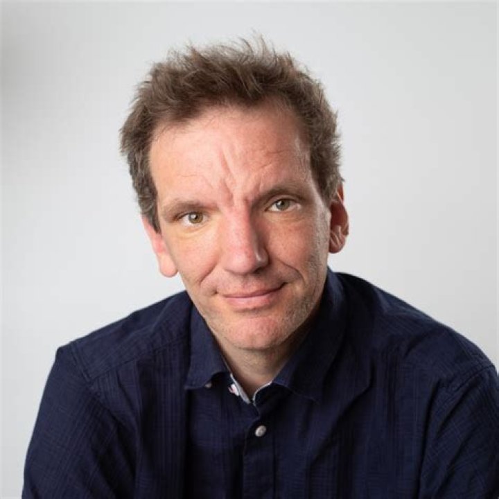Henning Wehn Illness, Health Update, Condition, Family, Height, Net Worth.