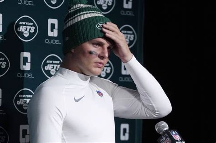 Inside Jets quarterback Zach Wilson's dramatic love life