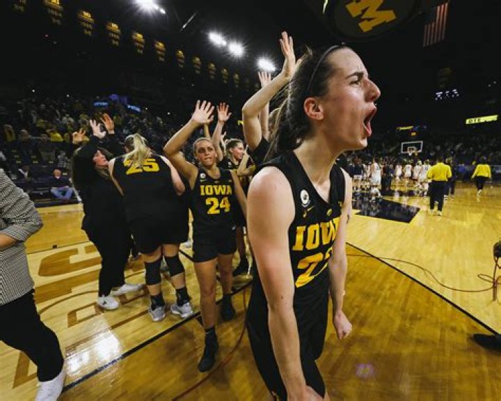 Iowa junior guard Caitlin Clark named Wade Trophy Finalist Hawk Fanatic