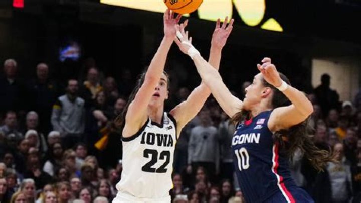 Iowa&rsquo;s Caitlin Clark presents UConn women&rsquo;s basketball with its