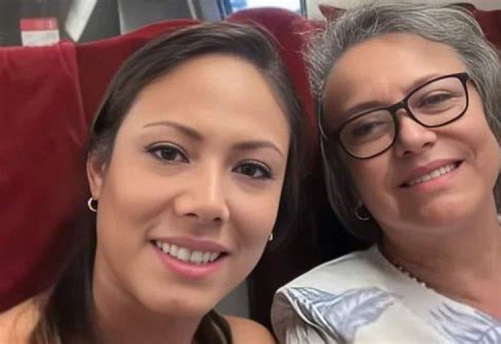 Is Ana Gabriel Married? [Current Spouse Revealed]