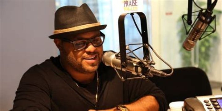 Israel Houghton Net Worth, Father, Mother, Children, Wife, Ethnicity