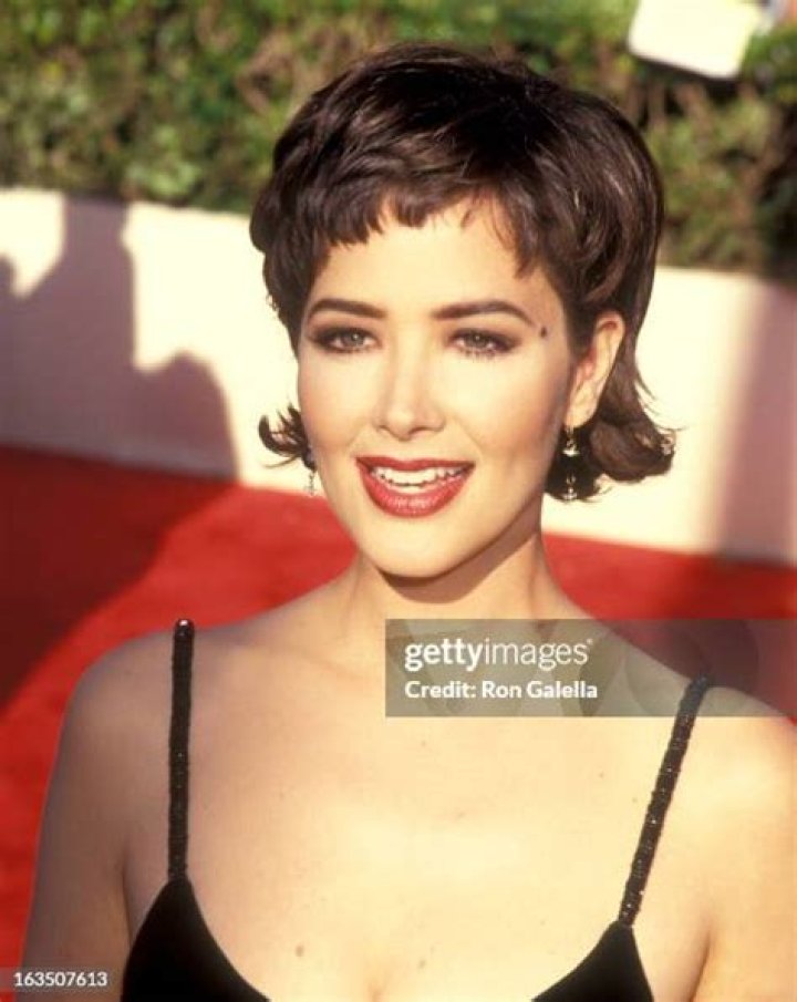 Janine Turner Photos Photos LA Premiere of "The Upside of Anger" Zimbio