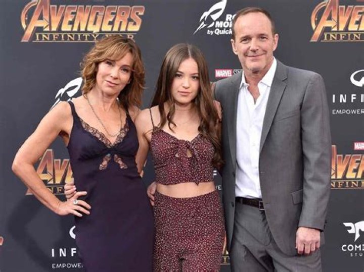 Jennifer Grey &ldquo;Avengers Infinity War&rdquo; Premiere in LA &bull; CelebMafia