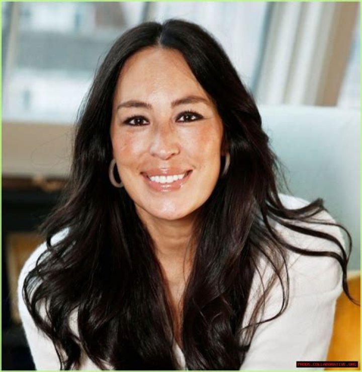 Joanna Gaines' Age: Everything You Need To Know