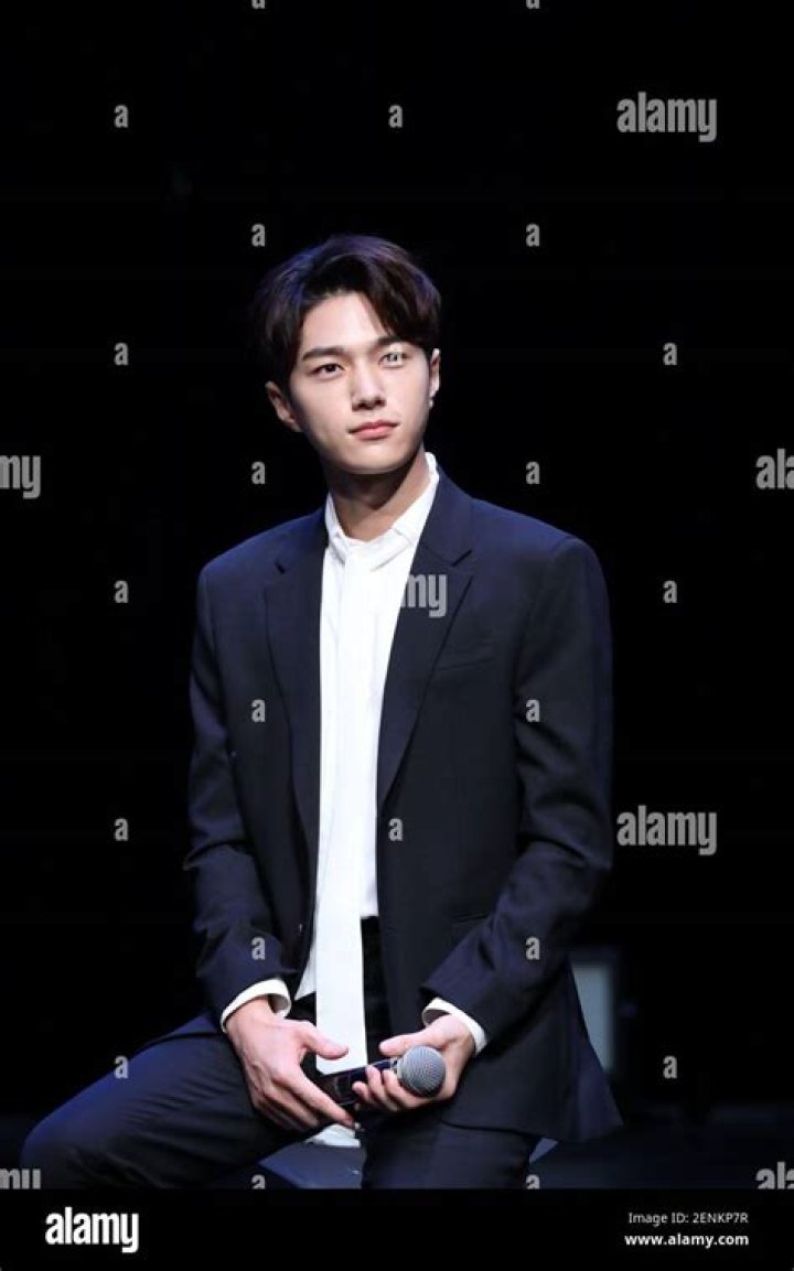Kim Myungsoo appointed as promotional ambassador of anticorruption