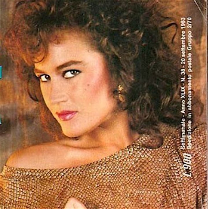 LORY DEL SANTO come era e come è foto attrici sexi