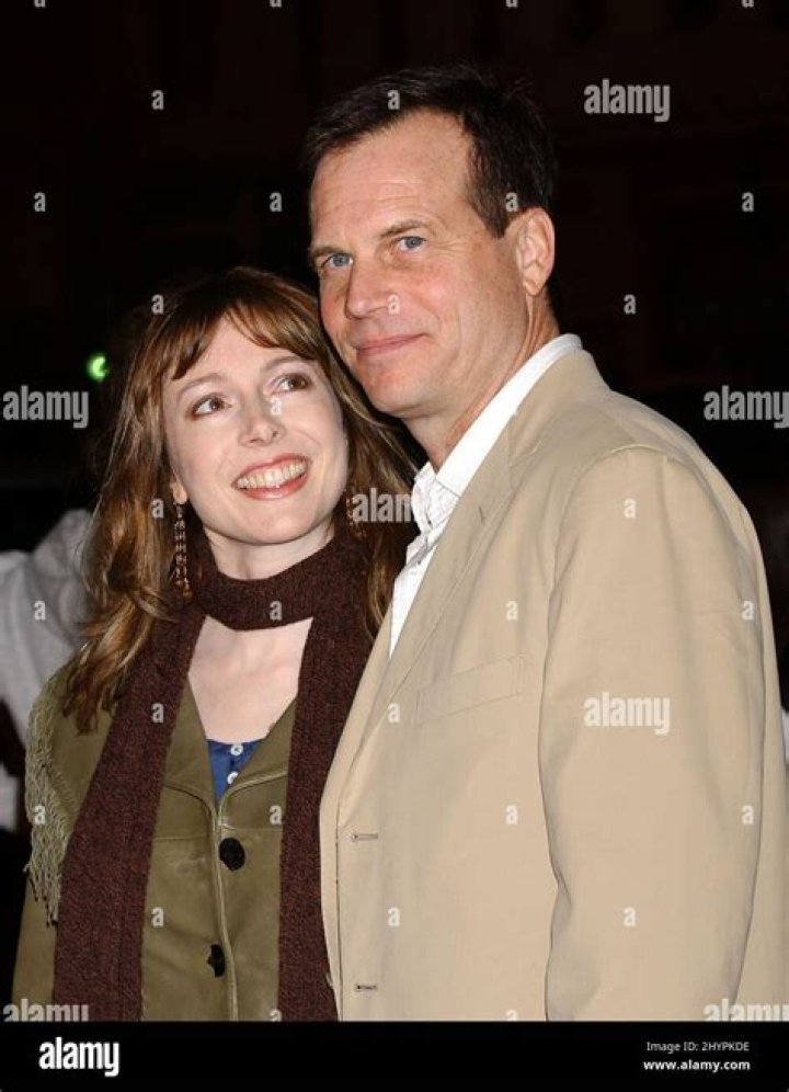 Louise Newbury, Bill Paxton’s Wife 5 Fast Facts You Need to Know