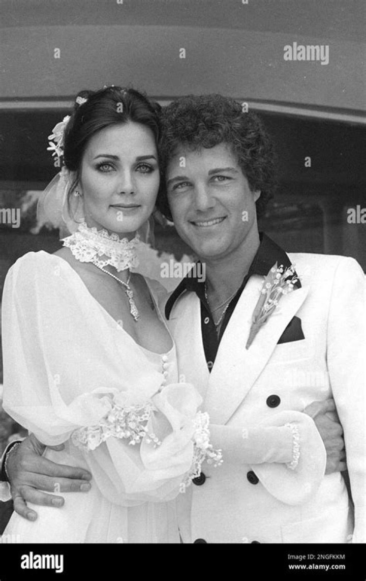 Lynda Carter's First Marriage: All The Details