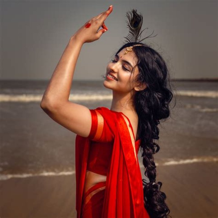 malayalam actress mamitha baiju on board for suriya bala project