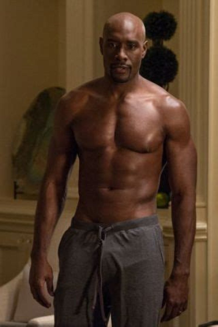 Morris Chestnut's Height And Weight Revealed