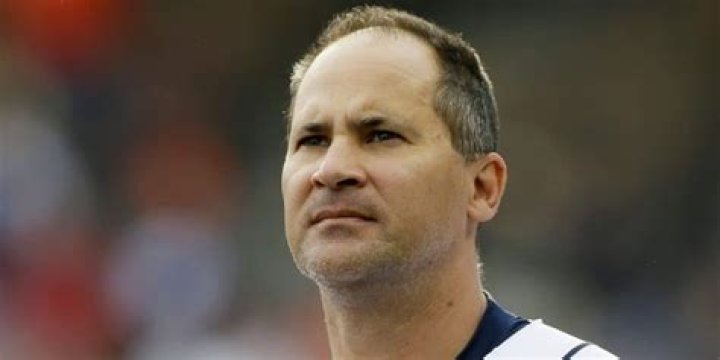 Omar Vizquel Net Worth & Biography 2022 Stunning Facts You Need To Know
