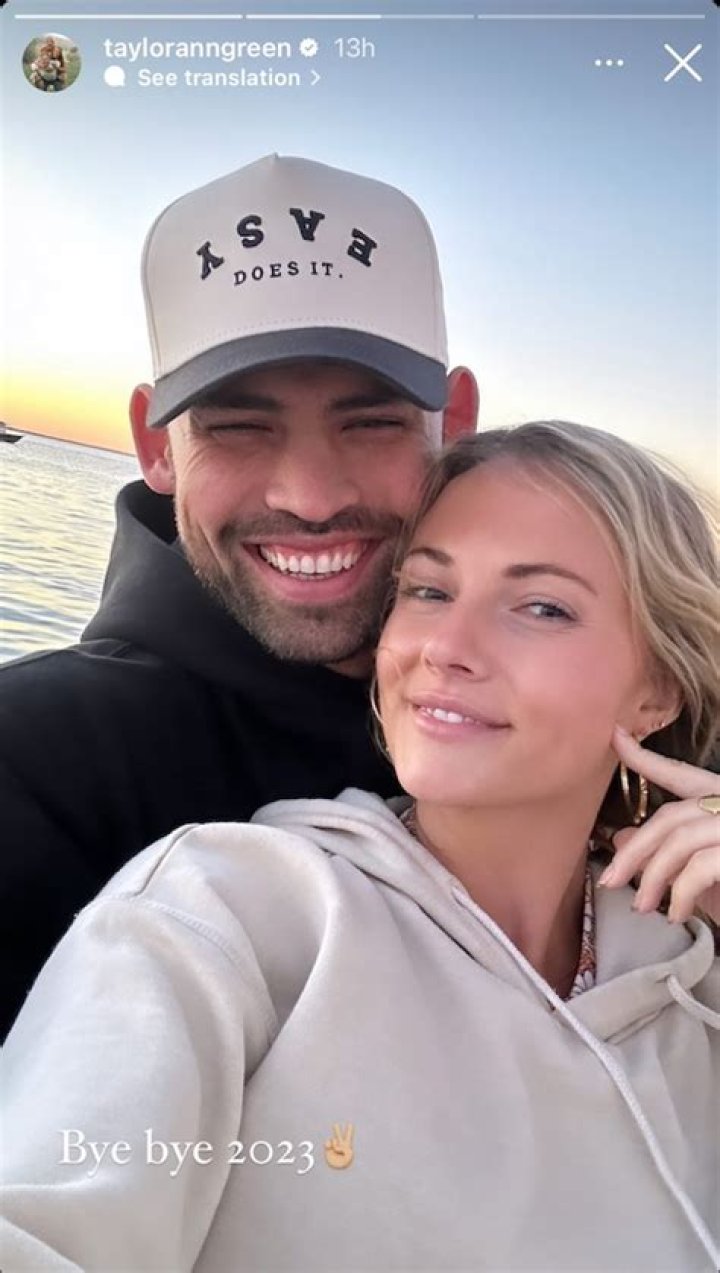 PHOTO Taylor Ann Green Cozies Up to New Boyfriend Gaston