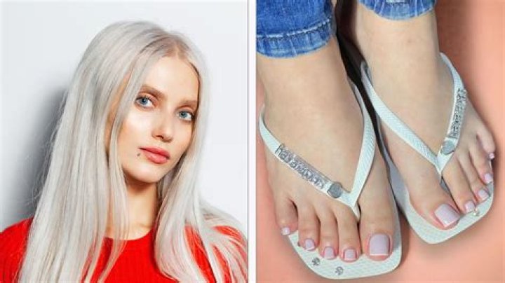 Photos And Videos Of Lisa Bynington's Stunning Feet