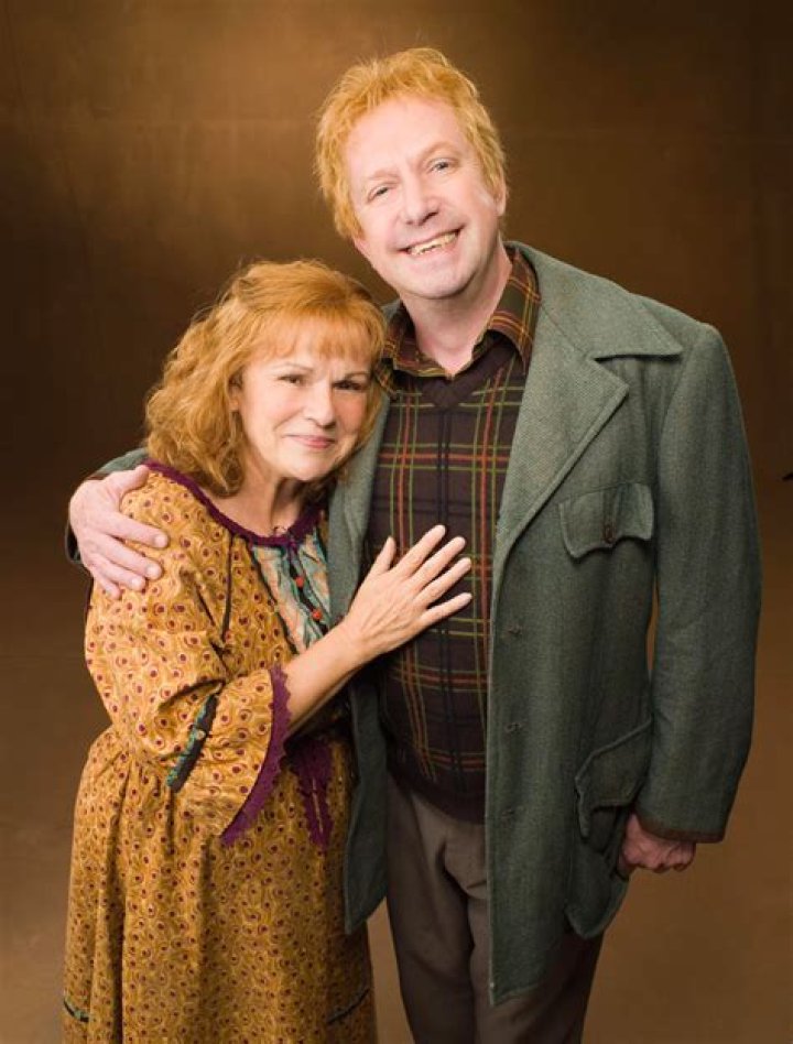 Portrait of Molly and Arthur Weasley — Harry Potter Fan Zone