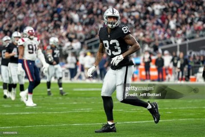 Raiders&rsquo; Darren Waller and Las Vegas Aces Kelsey Plum Wedding Photos