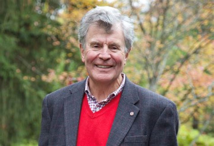 Renowned Professor Bellis: A Leader In Academic Excellence And Research