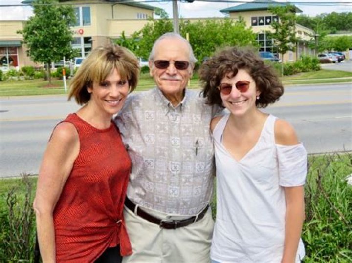 Roz Varon's First Husband Revealed