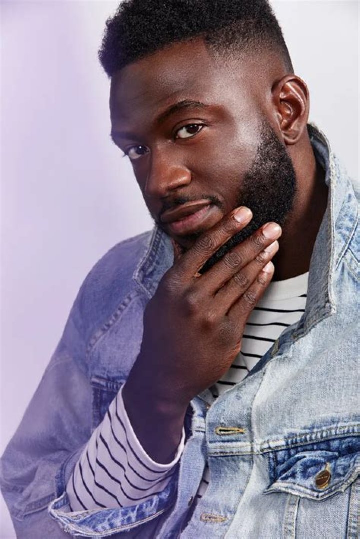 Sinqua Walls &mdash; Exclusive Portraits Hollywood Life