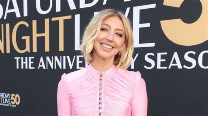 SNL Cast Member Heidi Gardner on Her Favorite Foods, Goop, and