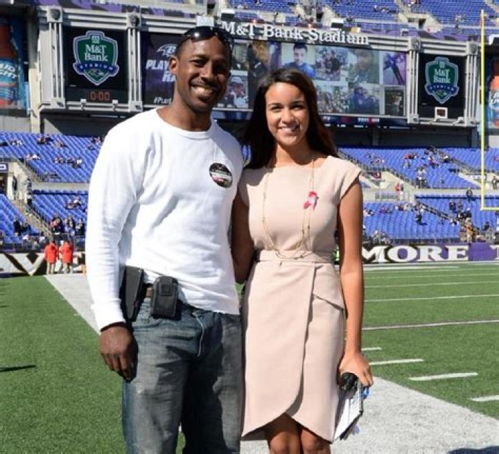 The Woman Behind Desmond Howard's Success