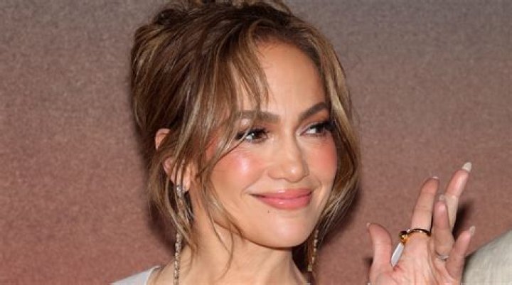 Uncover Jennifer Lopez's Vocal Prowess: An In-Depth Exploration