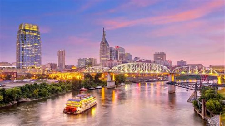 Uncover Nashville's Hidden Gem: Updown's Cocktails And Music