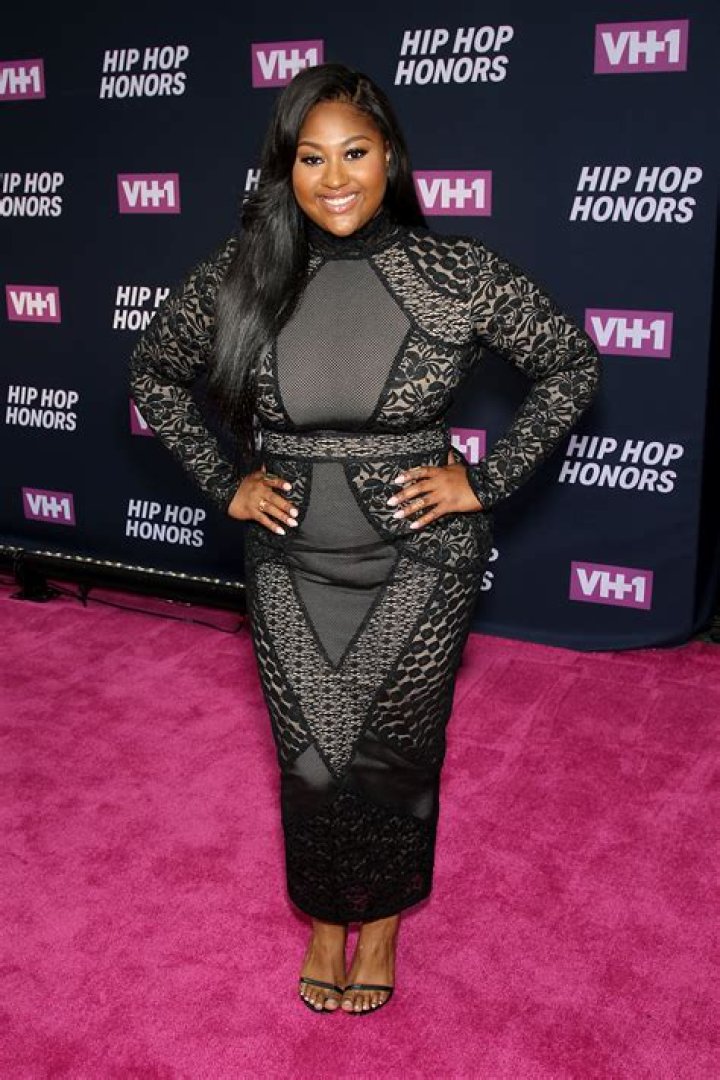 Uncover The Height Of Confidence: Jazmine Sullivan's Empowering Journey