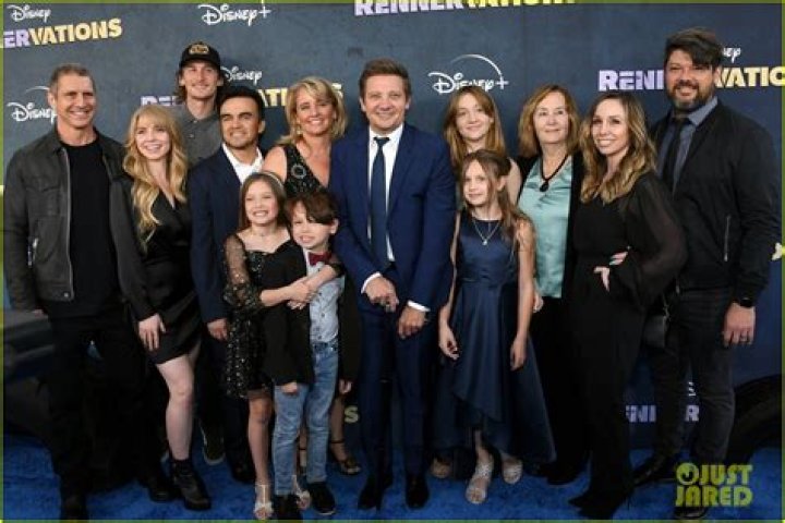 Uncover The Legacy Of The Renner Family: Pioneers Of Gilbert's Growth